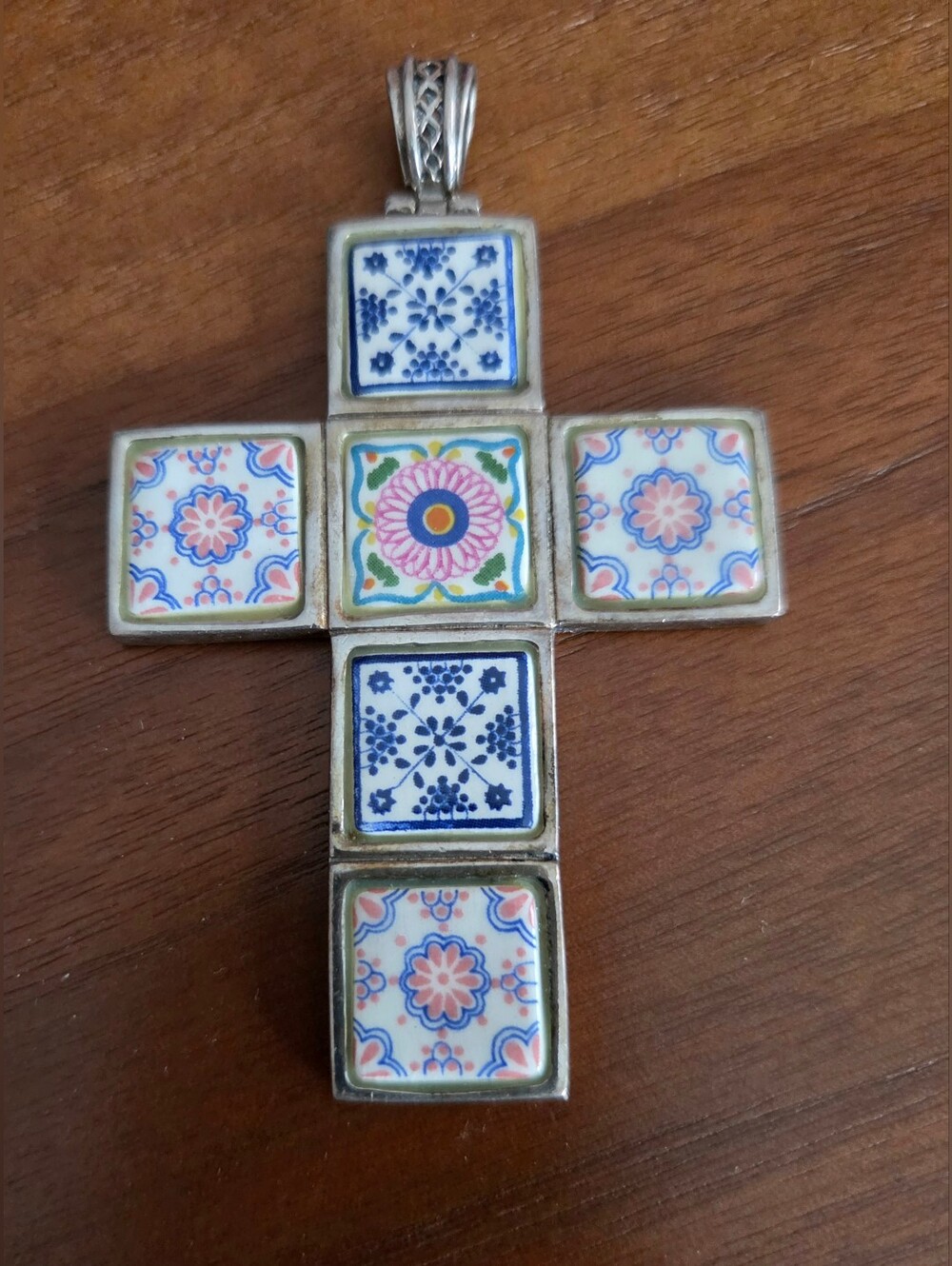 Incredible Mexican Talavera Tiles Set In 925 Silver Crucifix/cross